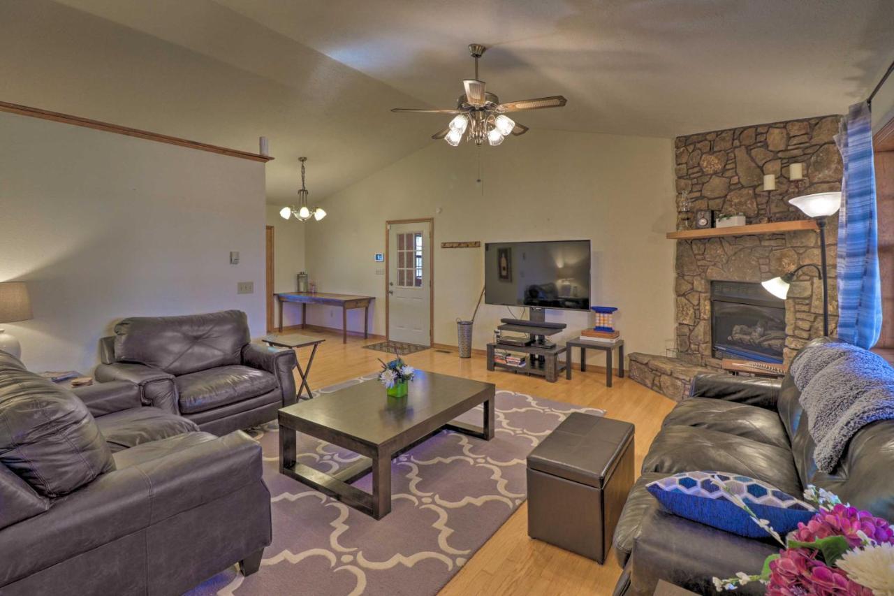 Secluded Marble Falls Family Home With Mtn Views! Exterior photo